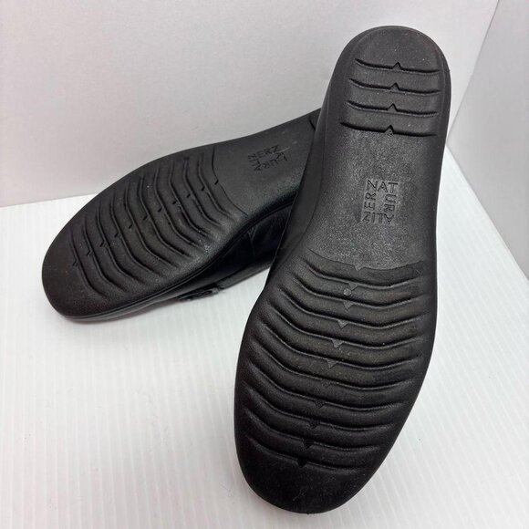 Naturalizer Women's Black Loafers - Picture 7 of 8
